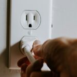 Αυτές τις συσκευές πρέπει να βγάζετε από την πρίζα τη νύχτα