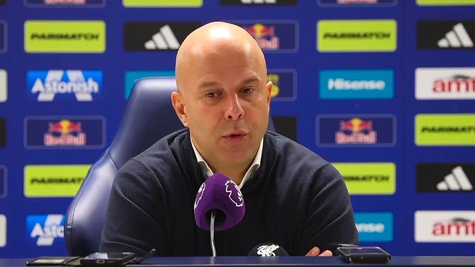 Θόλωσε τα νερά ο Σλοτ για το μέλλον του Σαλάχ (vid)