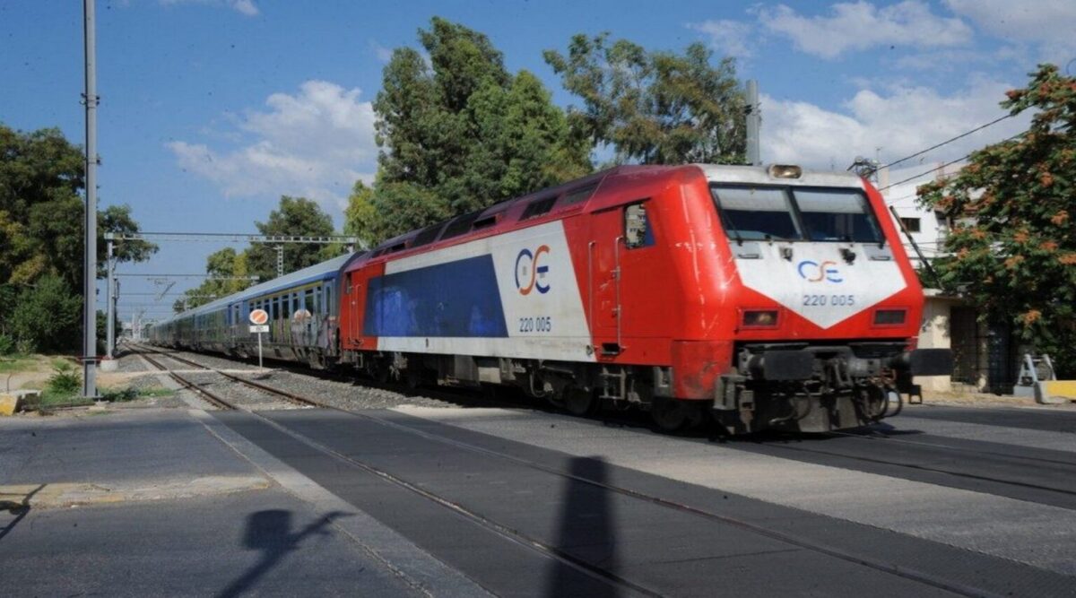 Δρομολόγιο Λάρισα-Θεσσαλονίκη: Τρένο συγκρούστηκε με ζώο!