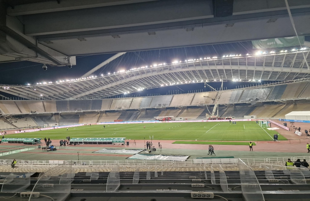 Το ΟΑΚΑ μισή ώρα πριν την έναρξη του παιχνιδιού (pics)