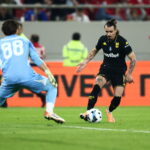 Μπήκαν Αλφαρελά-Γένσεν, ατομικό για τρεις