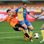 Έφτασε το πρωί στο Ηράκλειο για να παίξει το απόγευμα (vid)