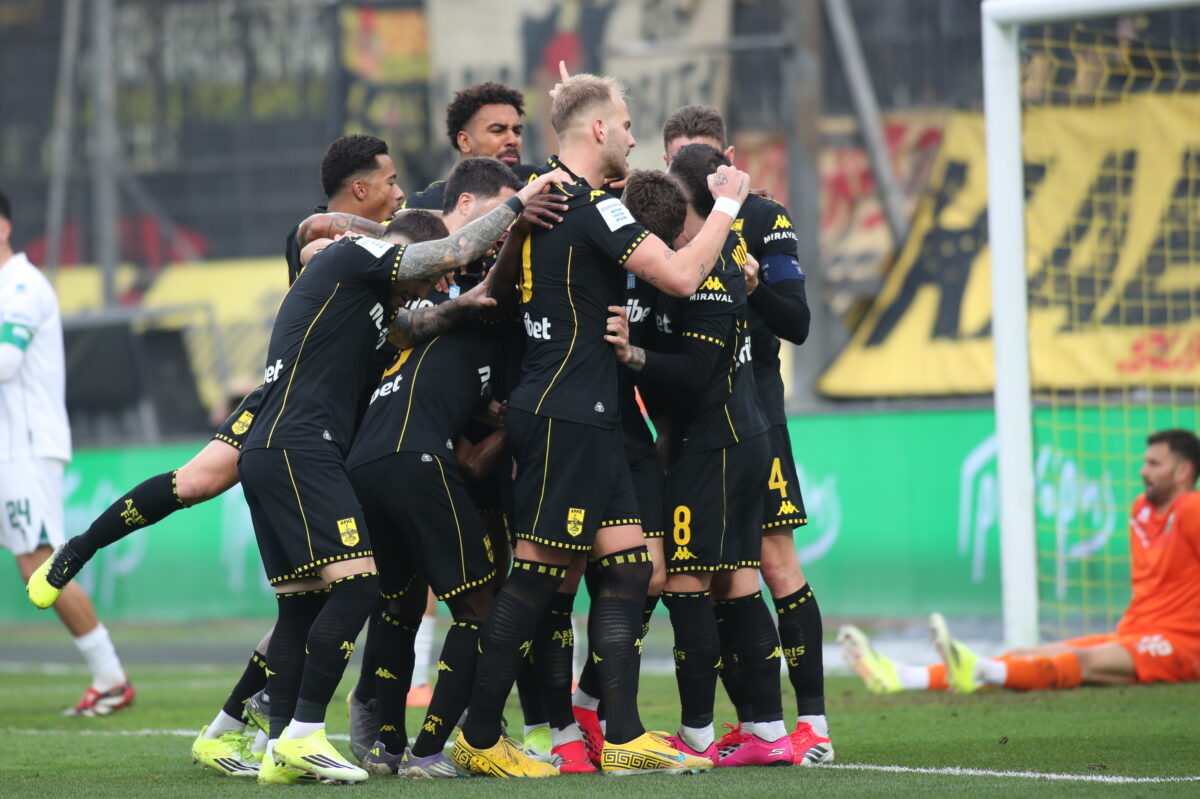 Δύσκολη έξοδος, δεδομένο το «πρέπει»!