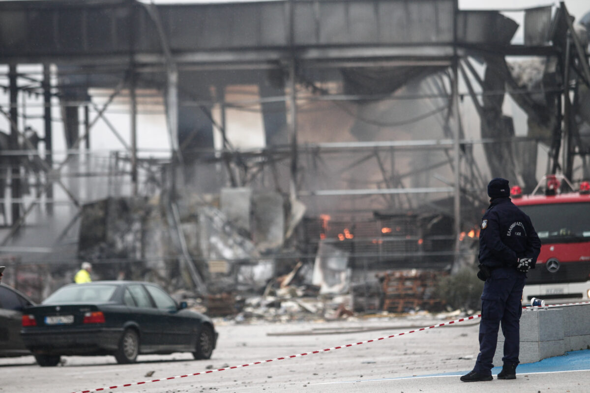 Τρίκαλα: Ο ήχος της έκρηξης που σκόρπισε τον θάνατο (vid)