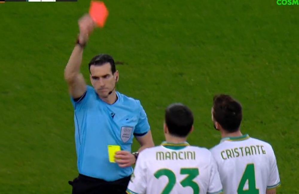 Παναθηναϊκός-Ρόμα: Κόκκινη κάρτα στον Μαντσίνι της Ρόμα (vid)