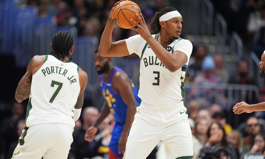 NBA: Αναβλήθηκε το Μπακς-Μάβερικς στο Μιλγουόκι