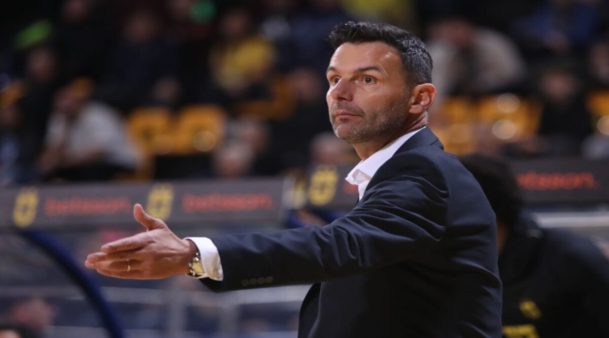 Μίλιτσιτς: “Αθλητικοί οι λόγοι που τέθηκαν εκτός οι τρεις παίκτες – Είδα βελτίωση τακτικά” (vid)