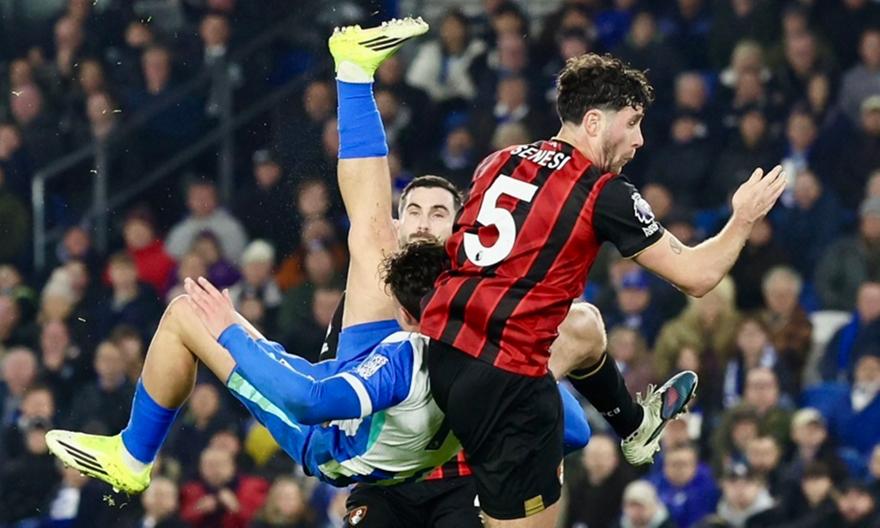 Ψαλιδάκι Κωστούλας και 1-1 η Μπράιτον την Μπόρνμουθ