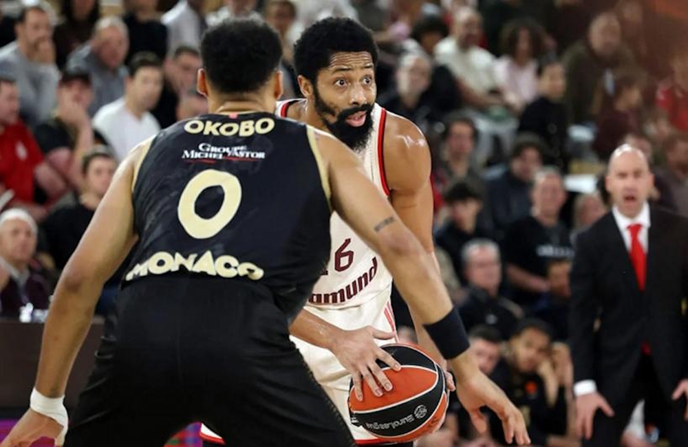 Πέσιτς για Ντινγουίντι: «Έπρεπε να φύγει λόγω ασθένειας»