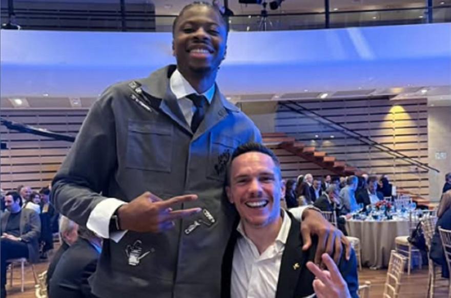 Πετρούνιας για Κ. Αντετοκούνμπο: «Του’ πα να κάτσει, γιατί δεν μας χωρά το πλάνο»