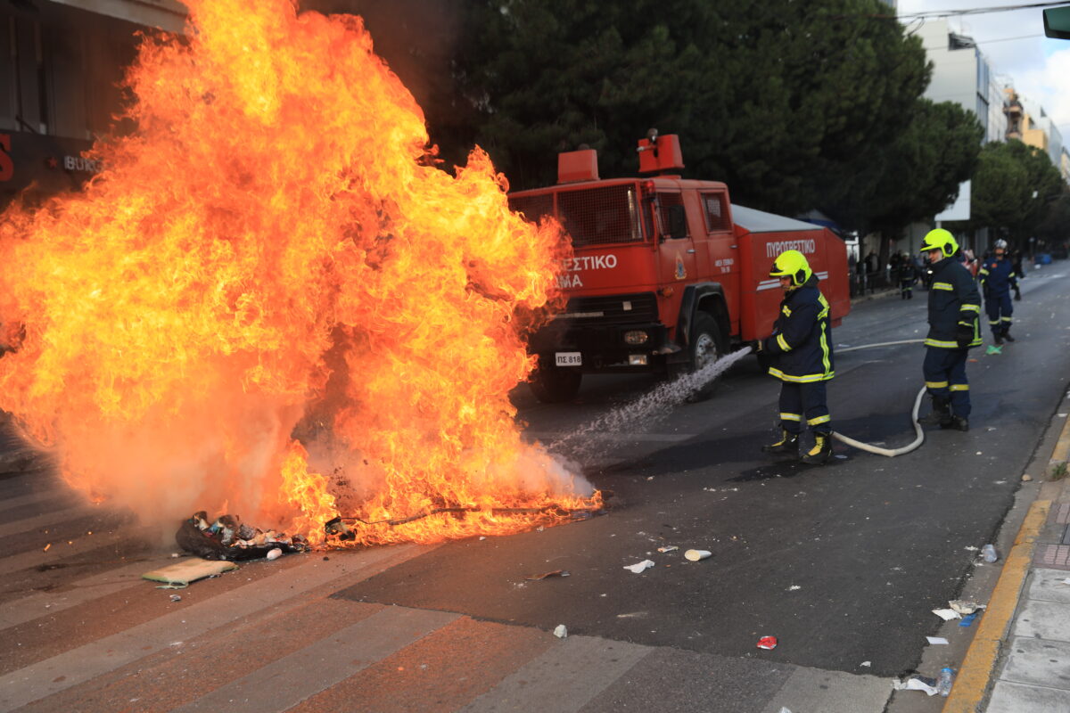 Θεσσαλονίκη: Πάνω από 300 οι προσαγωγές για τα επεισόδια στο ΑΠΘ (vid)