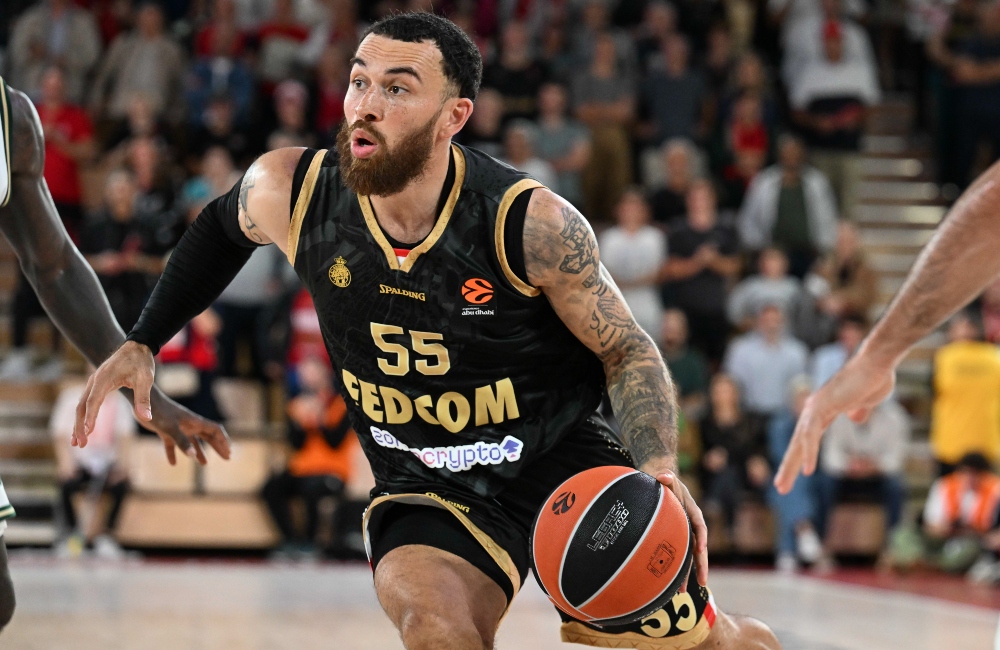 Μονακό: Καθυστέρηση στις πληρωμές παικτών και πιθανότητα απεργίας