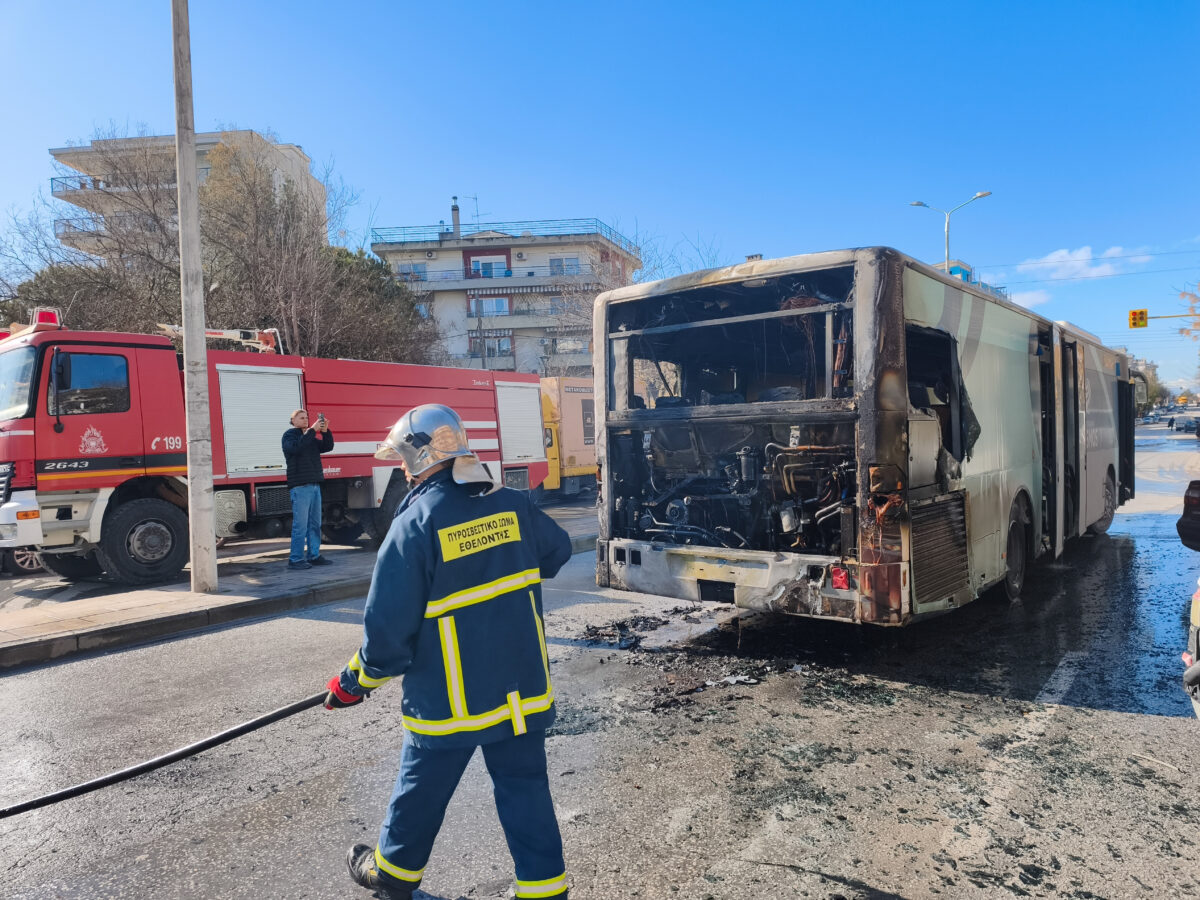 Θεσσαλονίκη: H διοίκηση του ΟΣΕΘ… ξηλώθηκε για τα καμένα λεωφορεία