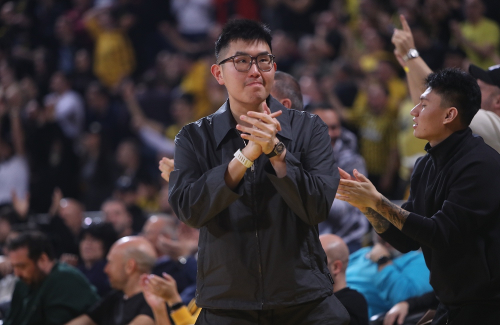 Ο Σιάο… πόσταρε AllAboutARIS! (pic)