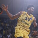 Το εντυπωσιακό τρίτο δεκάλεπτο του ΑΡΗ – Στο «πόδι» το Παλέ (vid)