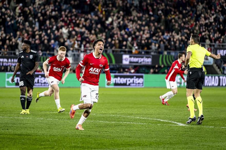 Συνέτριψε τη Νόα και «βλέπει» ΑΕΚ η Άλκμααρ (vid)