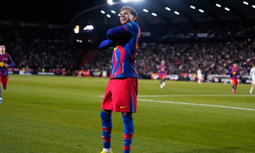 Λαπόρτα για Γιαμάλ: «Απορρίψαμε πρόταση 250 εκατ. από την Παρί Σεν Ζερμέν»