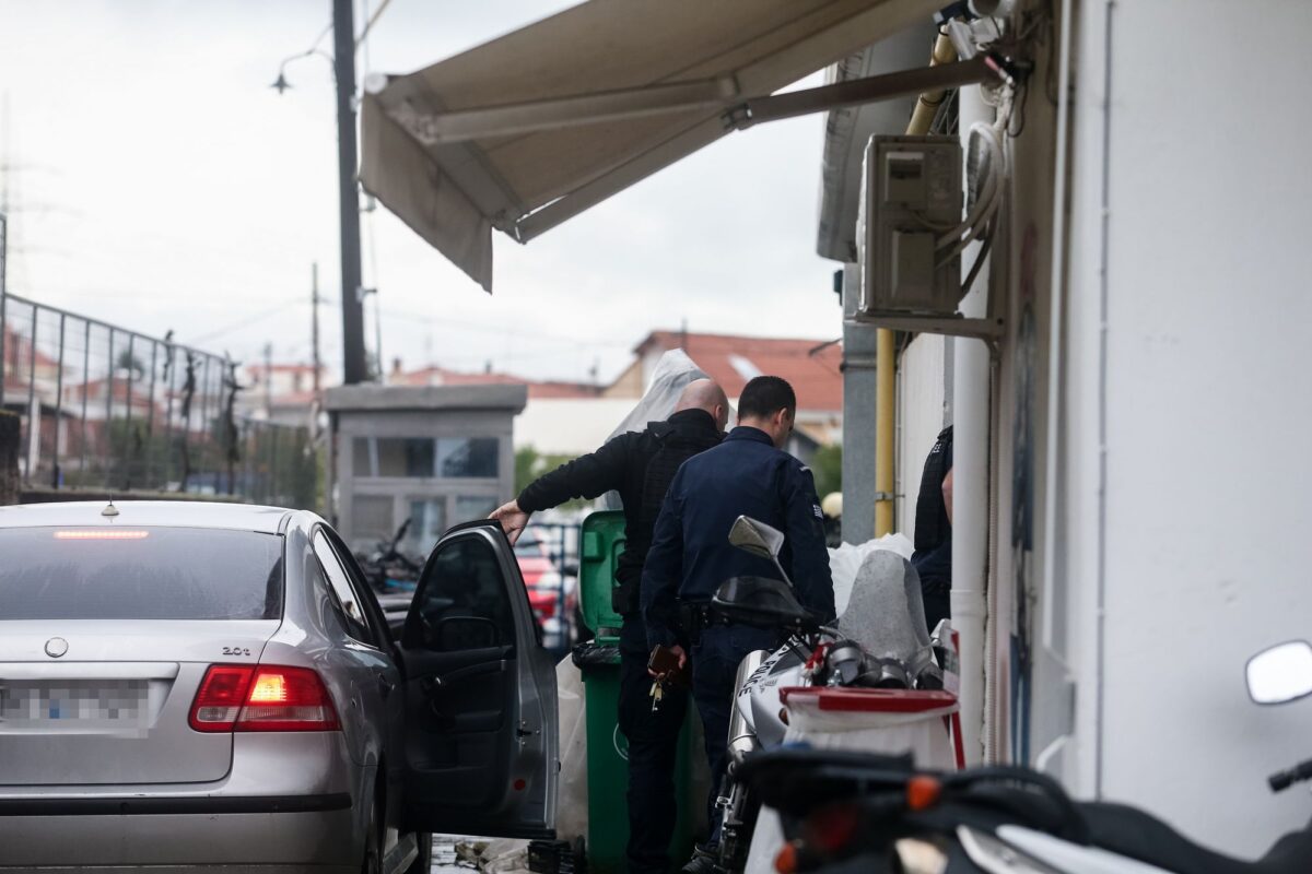 Φονική έκρηξη: Χειροκροτούσαν τον ιδιοκτήτη της «Βιολάντα» στη σκιά 5 θανάτων (vid)