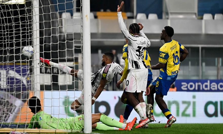 «Μεγάλη Κυρία» στην Πάρμα (vid)