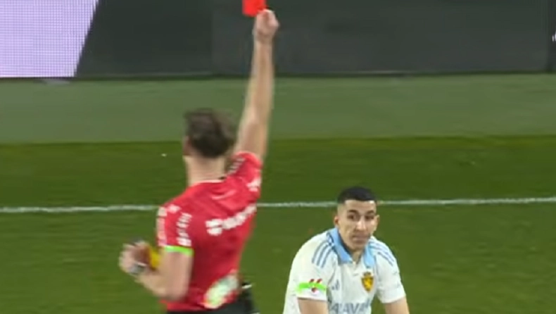 Απίστευτος παίκτης στην Ισπανία: Σκόραρε, έβαλε αυτογκόλ και αποβλήθηκε στο ντεμπούτο του!