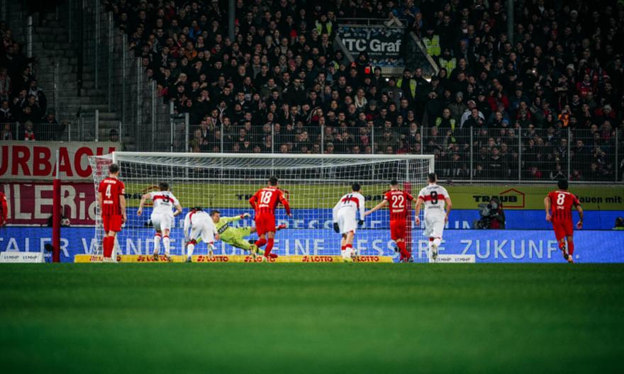 «Γκέλα» για Στουτγάρδη, νίκη για Ζανκτ Πάουλι