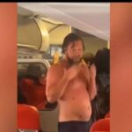 Μπανγκόγκ: Επιβάτης έμεινε γυμνός και προκάλεσε αναστάτωση (vid)