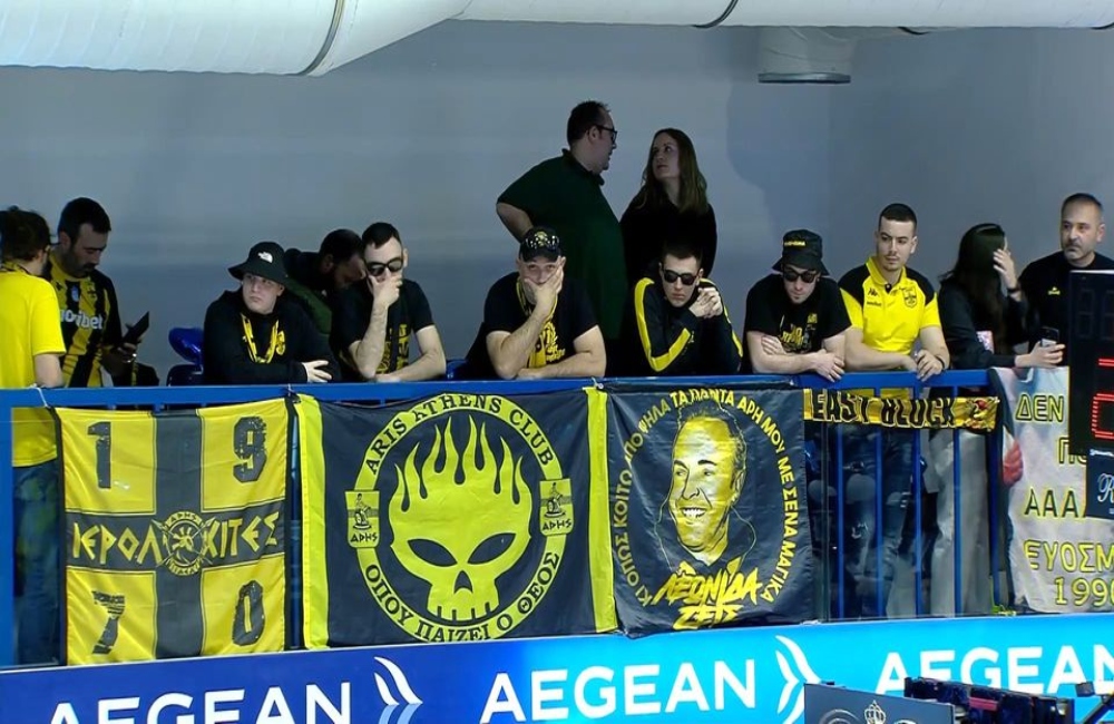 Οι φίλοι του ΑΡΗ στην Μύκονο (vid)