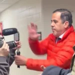 ΗΠΑ: Καθηγητής του πανεπιστημίου του Οχάιο επιτέθηκε σε δημοσιογράφο! (vid)