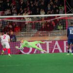 Προβάδισμα 2-0 η Μονακό με Παρί που έχασε πέναλτι (vid)