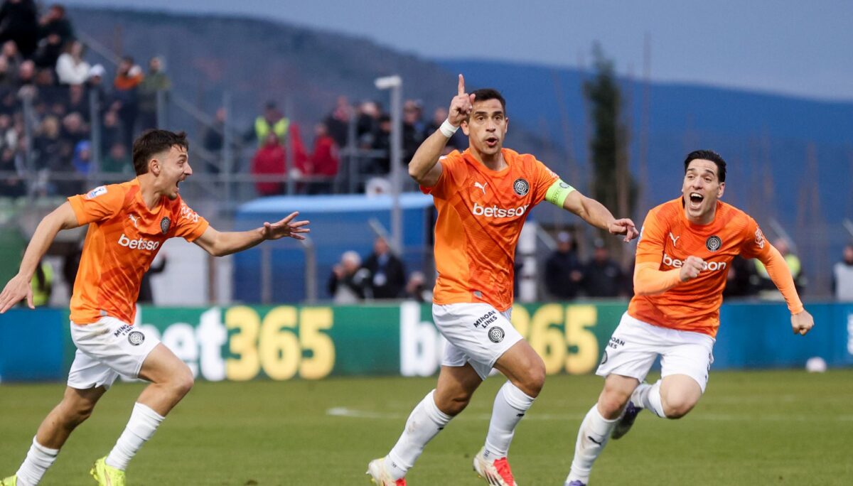 Kύπελλο: Πρόκριση για τον ΟΦΗ των 10 παικτών (vid)