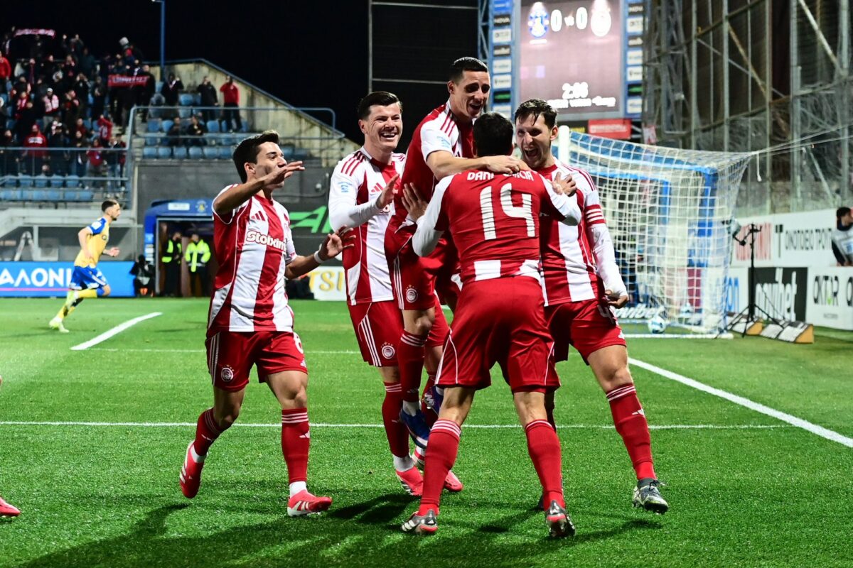 Αστέρας-Ολυμπιακός 0-3: Οι “ερυθρόλευκοι” ανέβηκαν στην πρώτη θέση (vids)