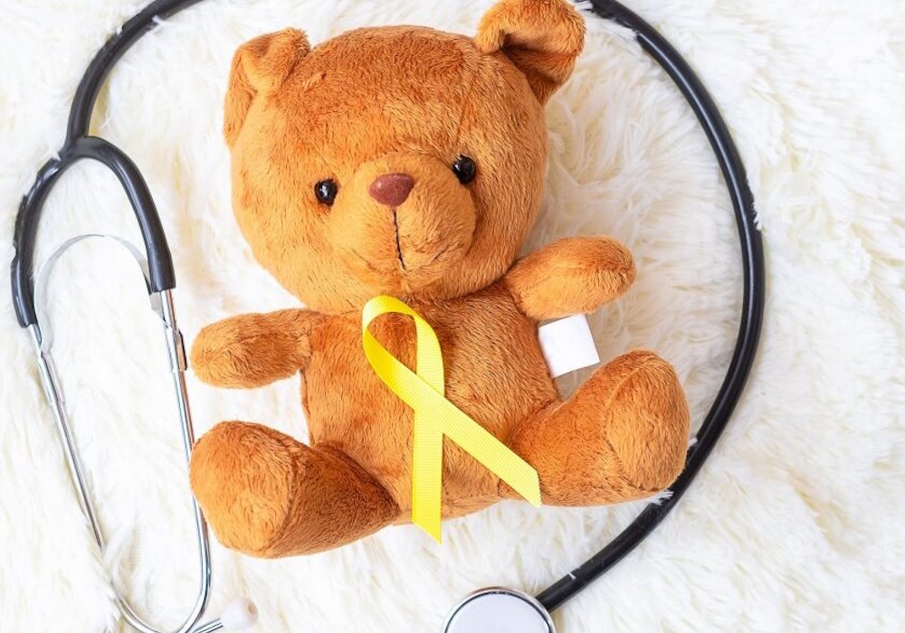 Παιδικός καρκίνος: Δότης ζωής για την 13χρονη Κατερίνα ο αδελφός της (vid)