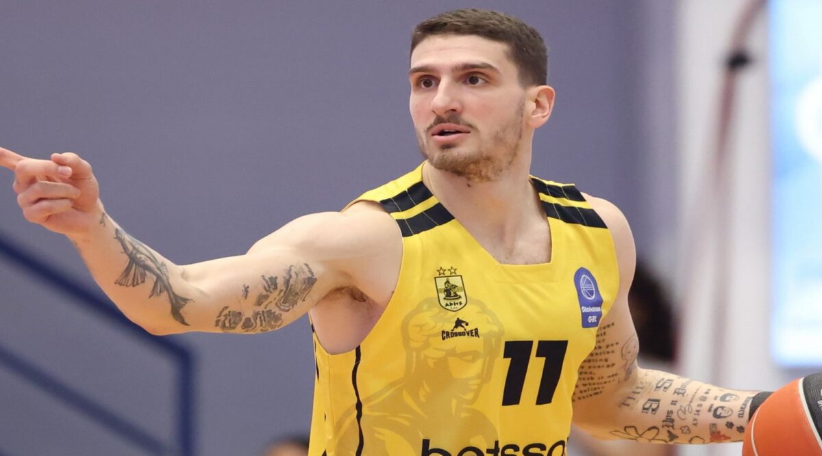 Πρόβλημα στο δάχτυλο ο Πουλιανίτης