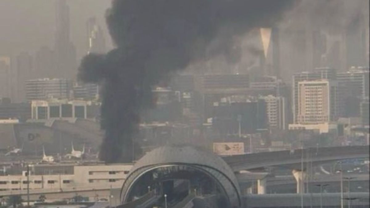 Ντουμπάι: Χτύπησαν το διεθνές αεροδρόμιο με πύραυλο οι Ιρανοί