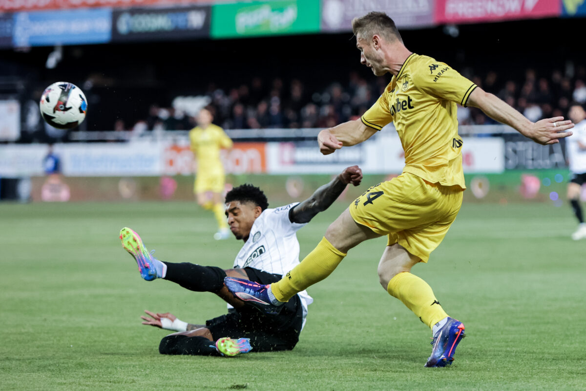 Καθολική υπεροχή στο «Βικελίδης»