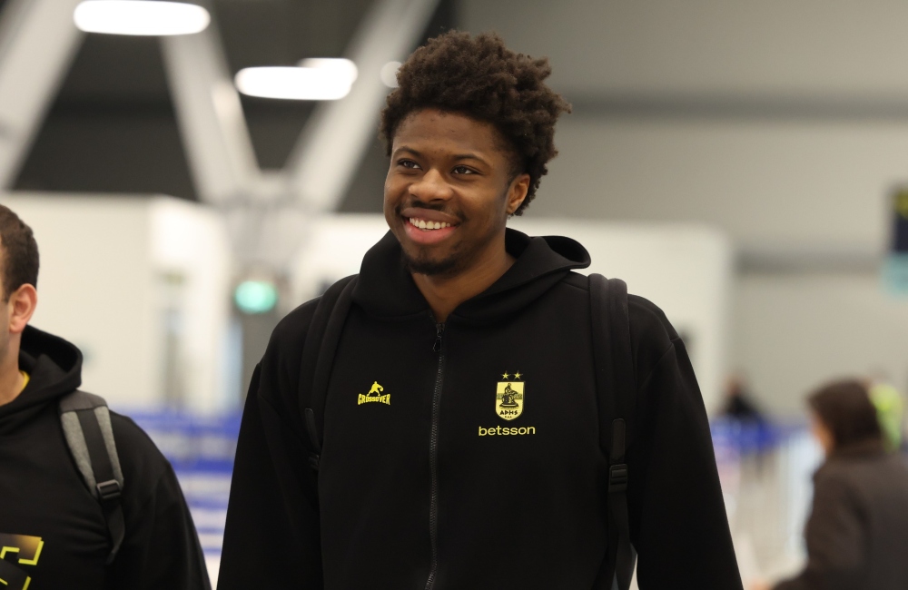 Στιγμές από την αναχώρηση του ΑΡΗ για την Ρόδο (pics)