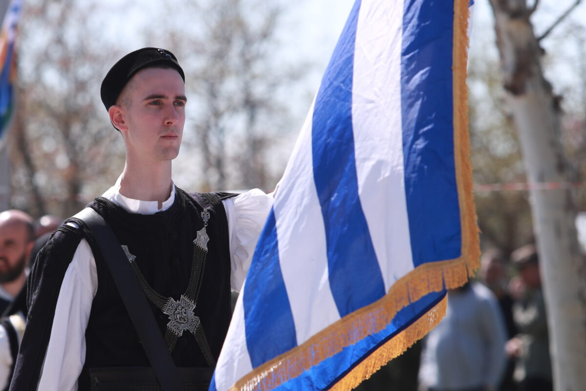 Θεσσαλονίκη: Συγκίνηση και λαμπρότητα στην παρέλαση για την 25η Μαρτίου (pics)