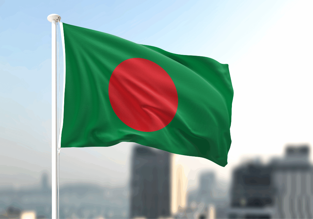 Μπαγκλαντές: 24 νεκροί μετά από πτώση λεωφορείου σε ποταμό (vid)