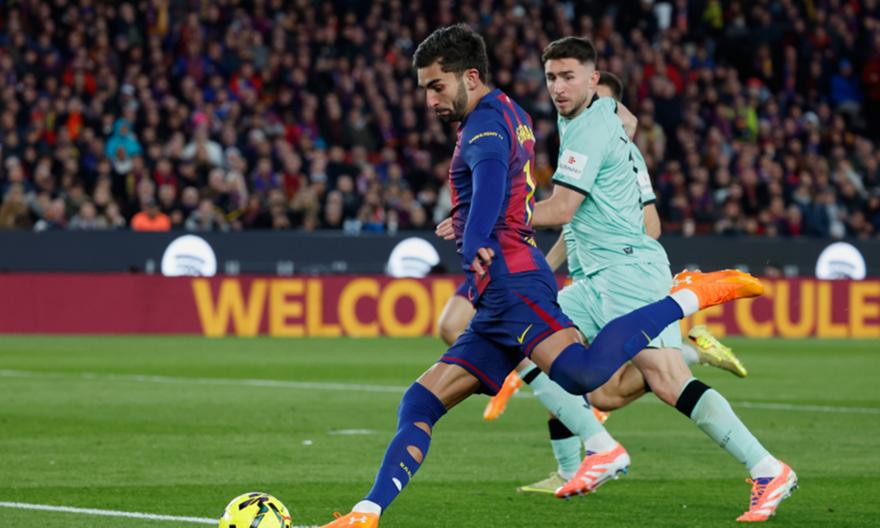 Μπαρτσελόνα: Πουλάει τον Φεράν Τόρες