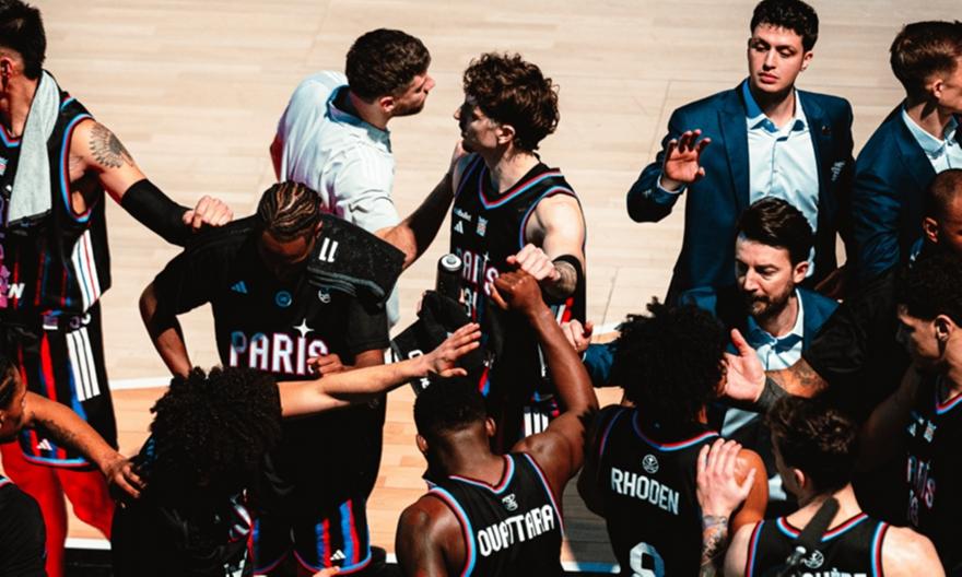 «Είμαστε back-to-back πρωταθλητές»: Η Παρί τρολάρει τη Μονακό… αλά Κόπα Άφρικα