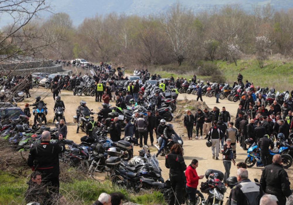 Μοτοπορεία μνήμης και τρισάγιο- Ράγισαν καρδιές στα Τέμπη (vid)