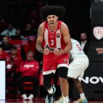Νίκησε Μπασκόνια και βλέπει τετράδα ο Ολυμπιακός