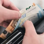Αυξήσεις στους μισθούς στην εστίαση από 1η Απριλίου (vid)