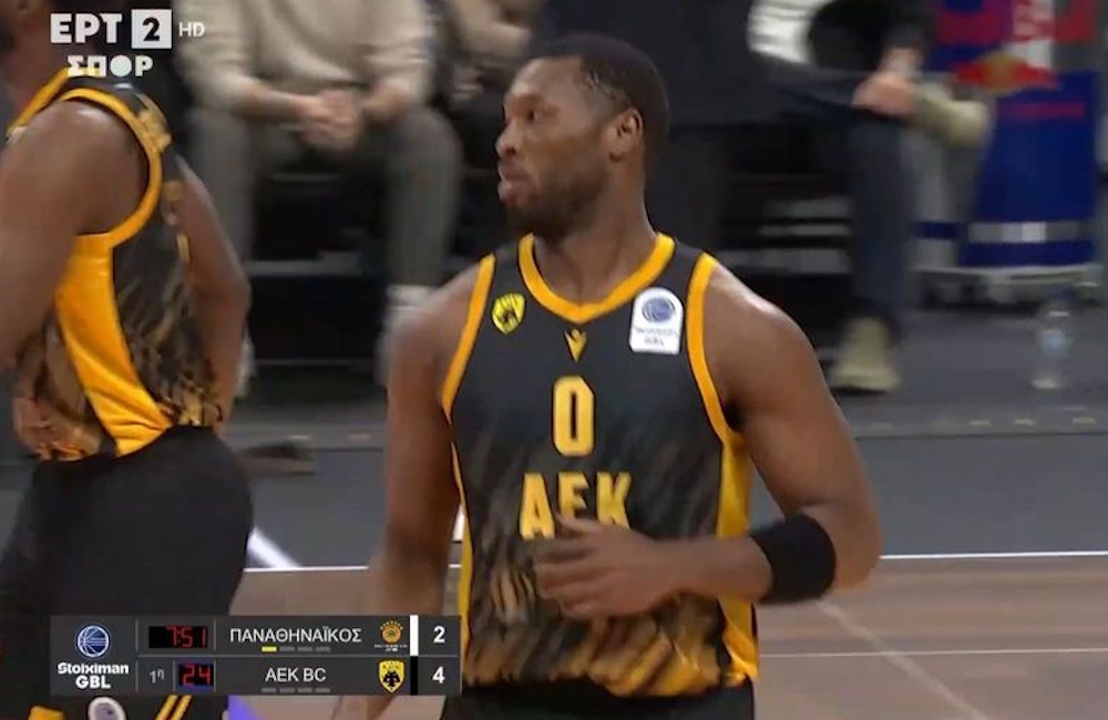 Παναθηναϊκός-ΑΕΚ: Εκπληκτική ντρίμπλα και κάρφωμα του Γκρέι (vid)