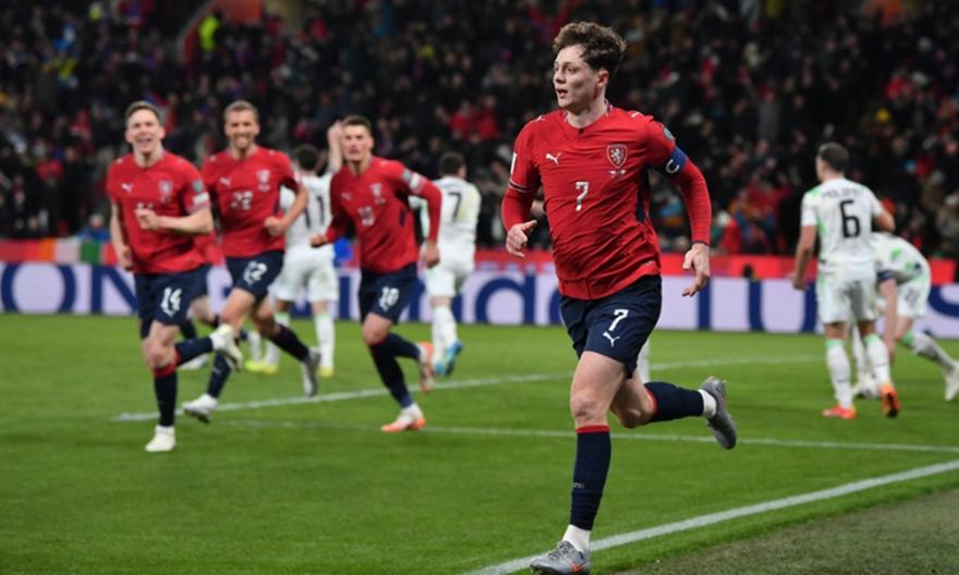 Πρόκριση στα πέναλτι για Τσεχία και Βοσνία