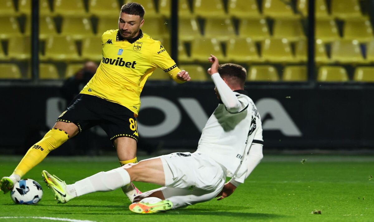 Aπό… 15 εντός και εκτός έδρας