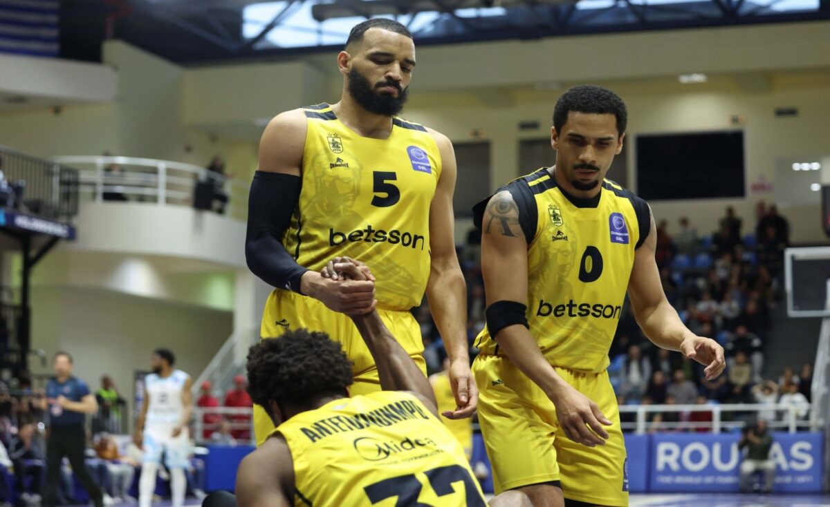 Σε εξέλιξη η σύσκεψη για το Περιστέρι-ΑΡΗΣ Betsson