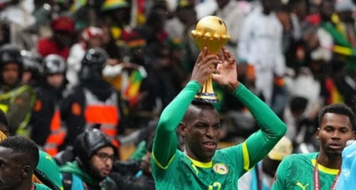 Μυστήριο με το δεύτερο αστέρι στη φανέλα της Σενεγάλης