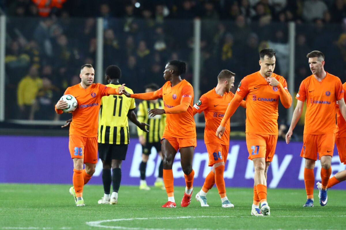 AEK-Τσέλιε: Στο 0-2 στο ημίχρονο και… αποδοκιμασίες (vids)