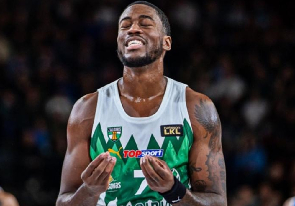 «Ο Μόουζες Ράιτ υπέγραψε στη Μπαρτσελόνα»